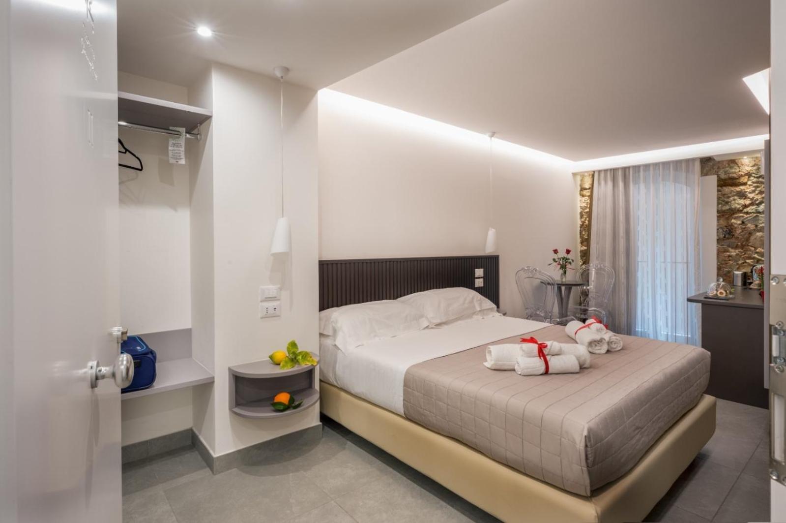 Taormina Charming Rooms Exterior photo